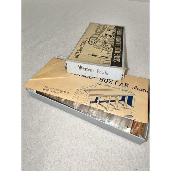 International’s Scale Model Locomotive & Car Kits HO Box Car Western Pacific Kit - Picture 6 of 6